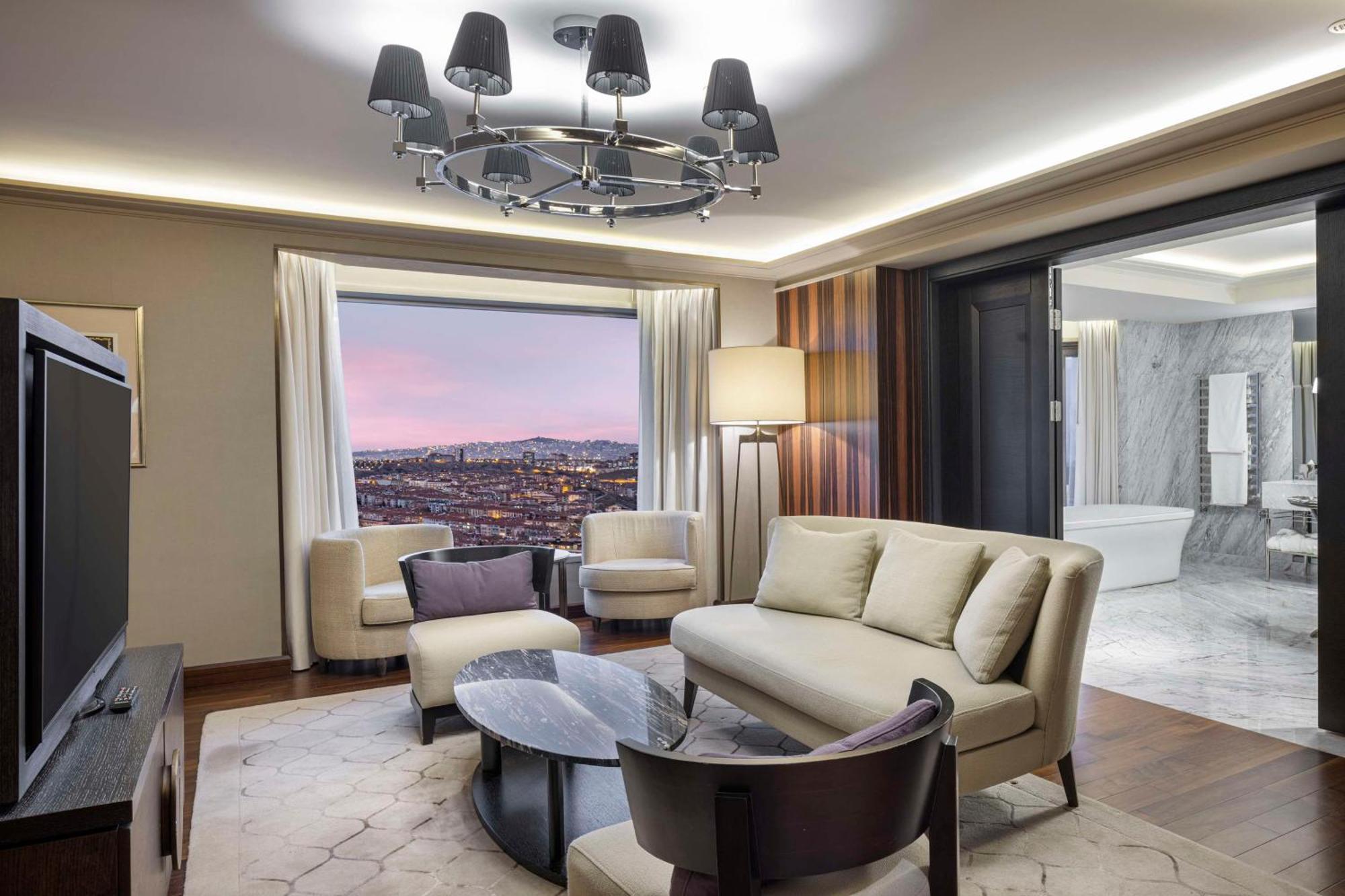 Otel Hiltonsa 5*